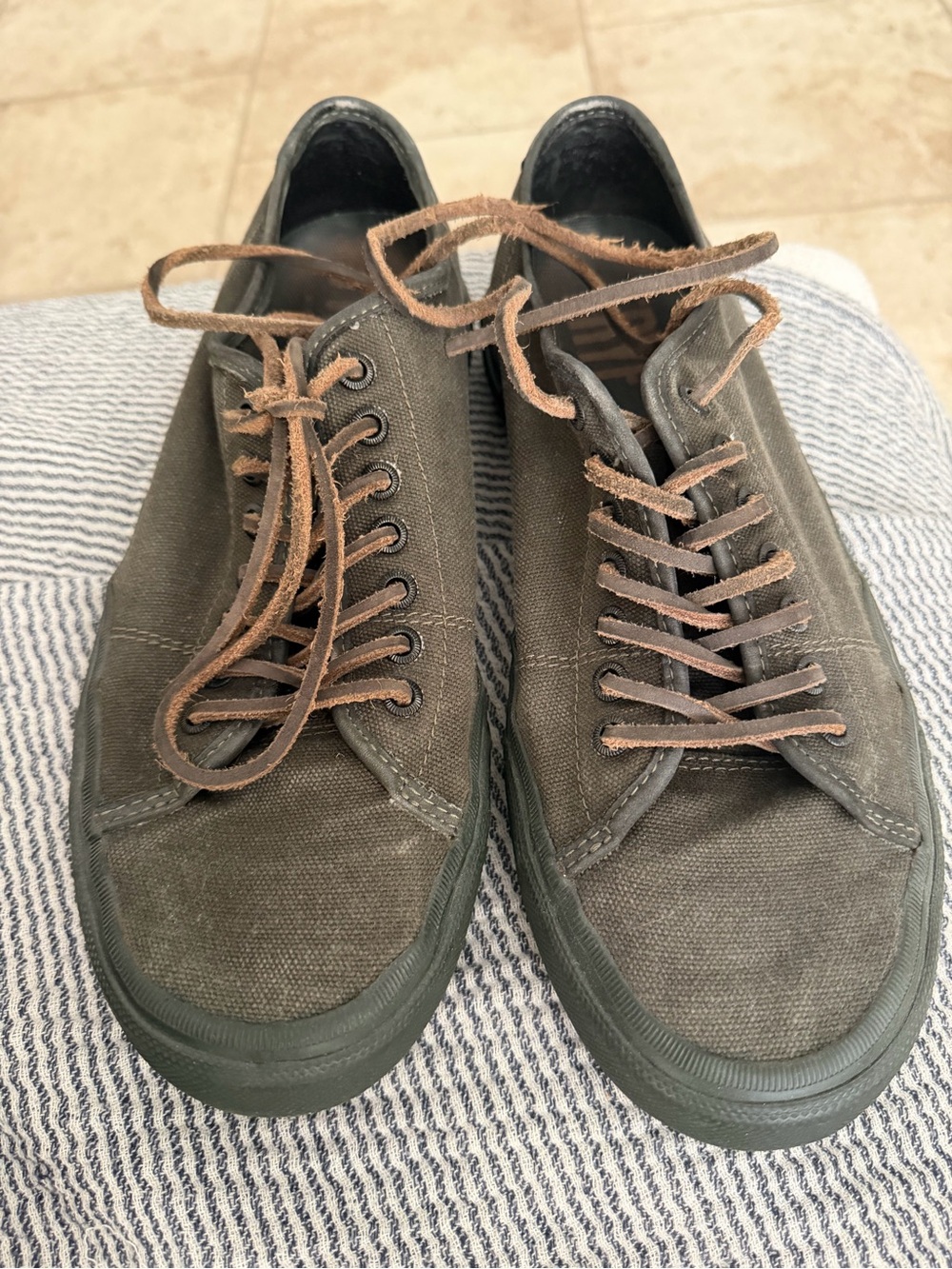 Frye Men’s 10.5 Canvas Low-Top Sneakers in Olive Green